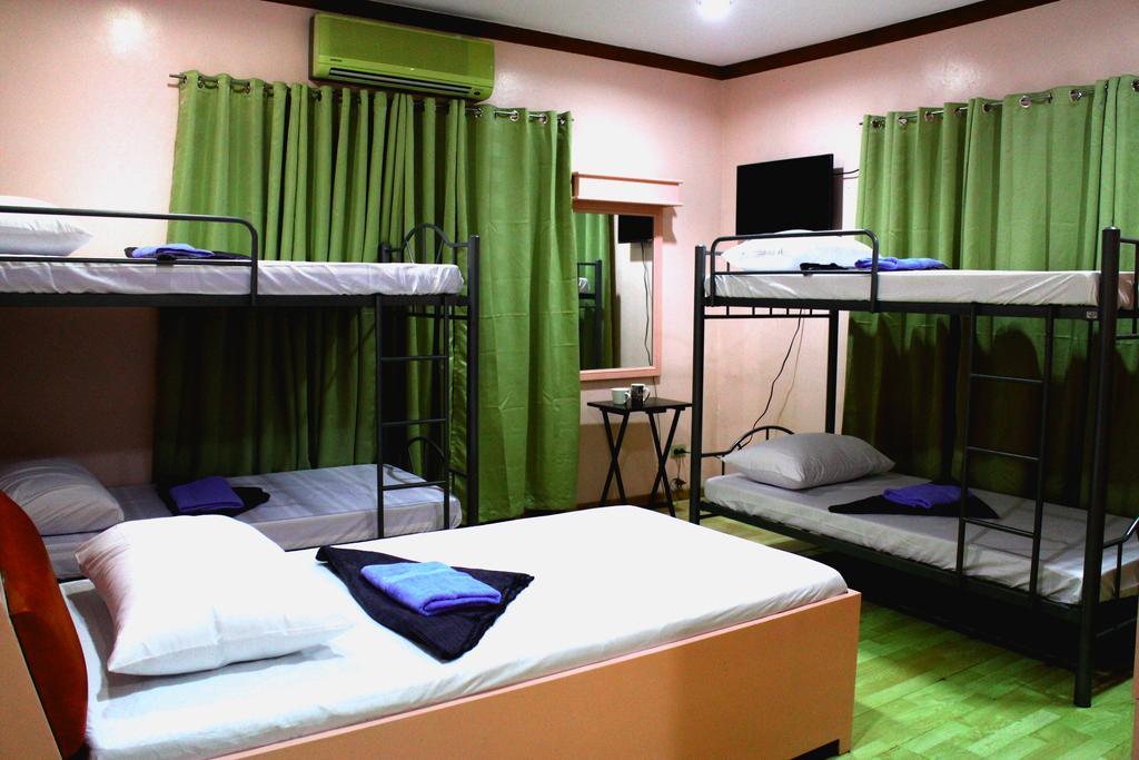 Tagaytay Garden Budgetel - City Center Tagaytay City Zimmer foto